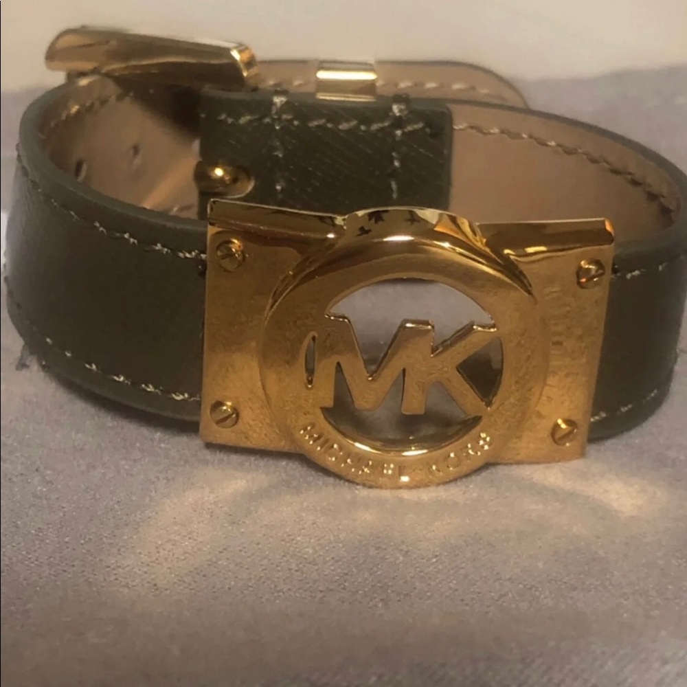 Michael Kors Buckle Bracelet